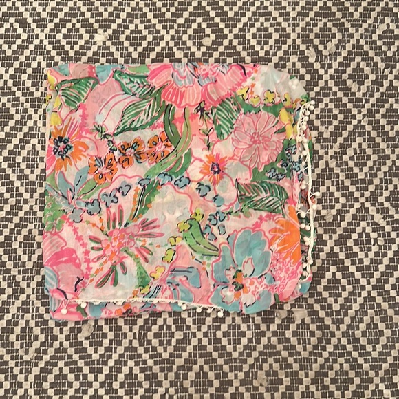 Lilly Pulitzer Cover Up - Picture 2 of 3